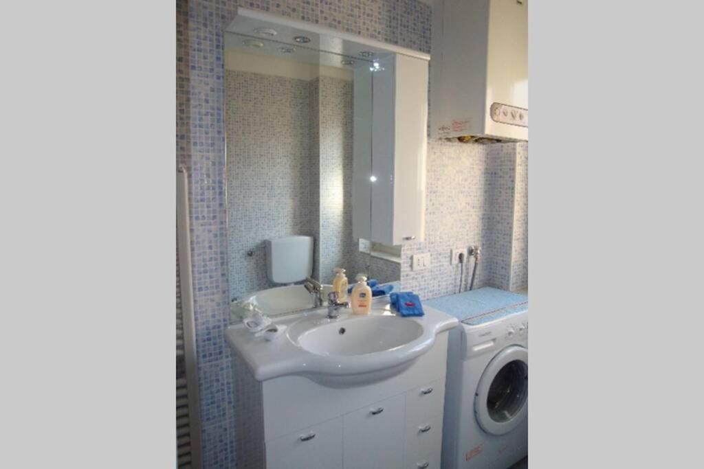 Centrally Located Apt By Harbour With Elevator Sanremo Luaran gambar