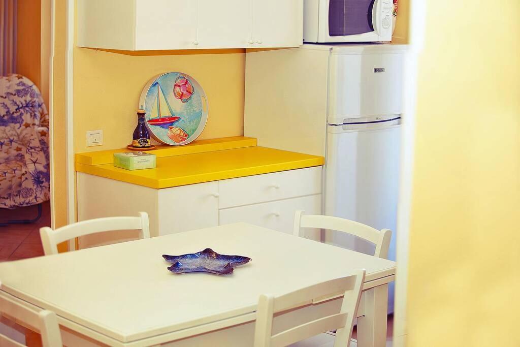 Centrally Located Apt By Harbour With Elevator Sanremo Luaran gambar