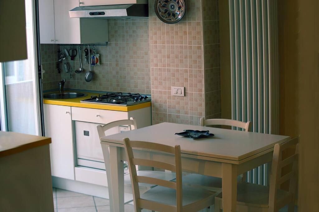 Centrally Located Apt By Harbour With Elevator Sanremo Luaran gambar