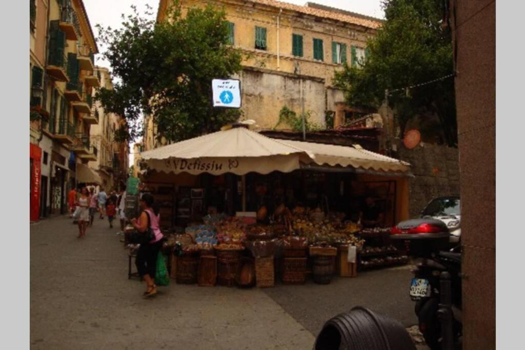 Centrally Located Apt By Harbour With Elevator Sanremo Luaran gambar
