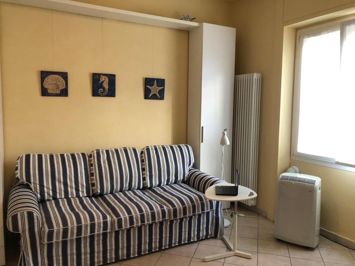 Centrally Located Apt By Harbour With Elevator Sanremo Luaran gambar